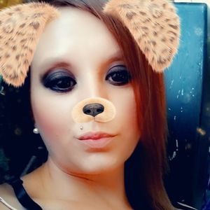 Meet your Posher, Eva